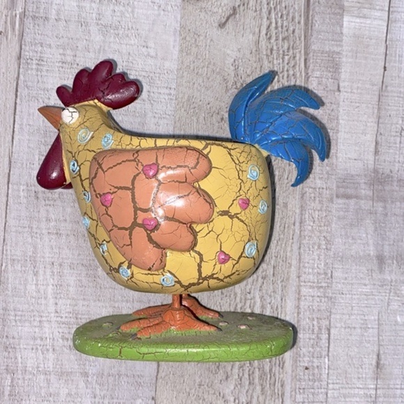 Adorable kitschy decorative chicken art - Picture 4 of 7